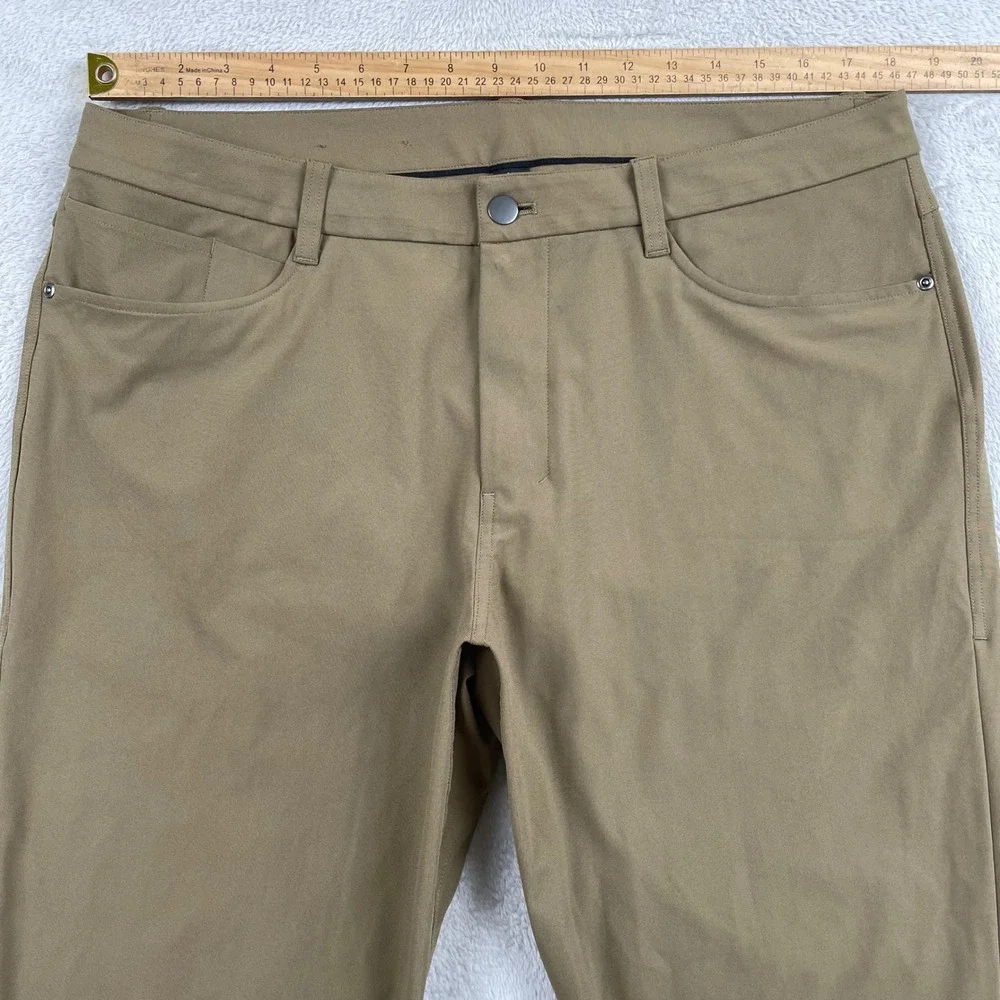 Lululemon ABC Pant Men 36x29 Beige Tan Slim Fit Warpstreme Chino Office Golf